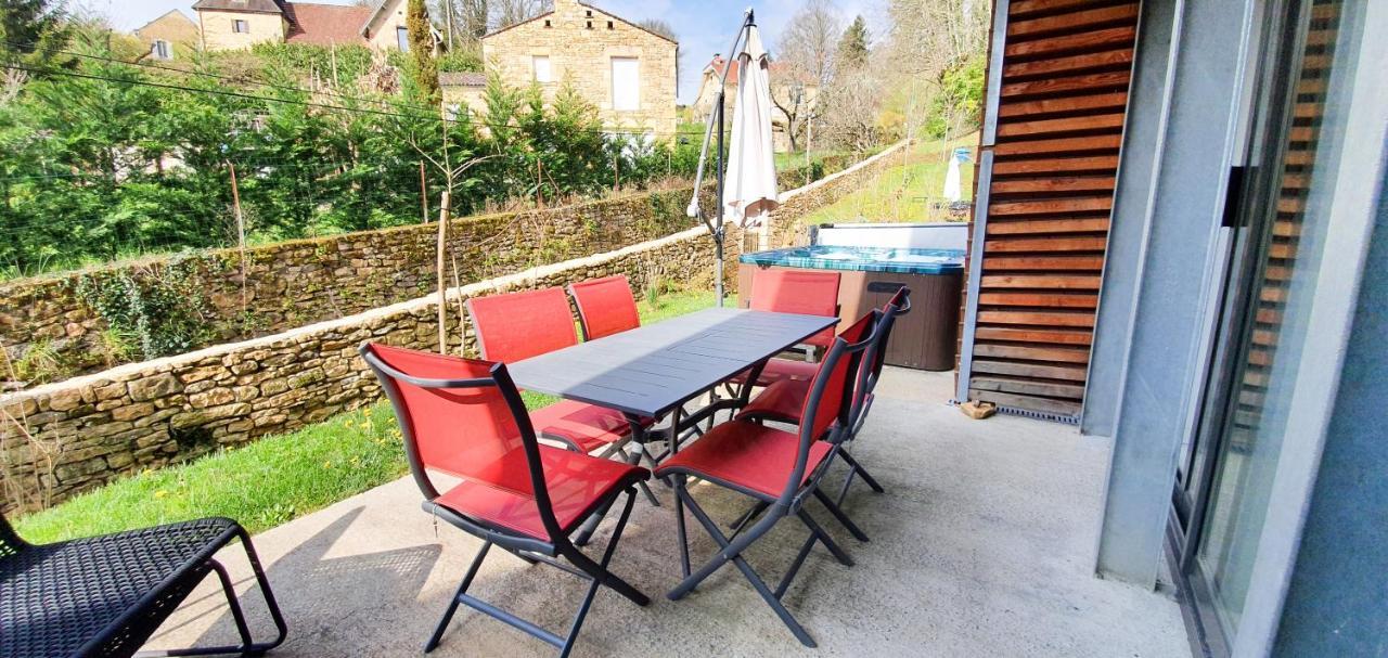 Apartamento Plein Sud avec Jacuzzi Privatif et parking privé Sarlat Exterior foto